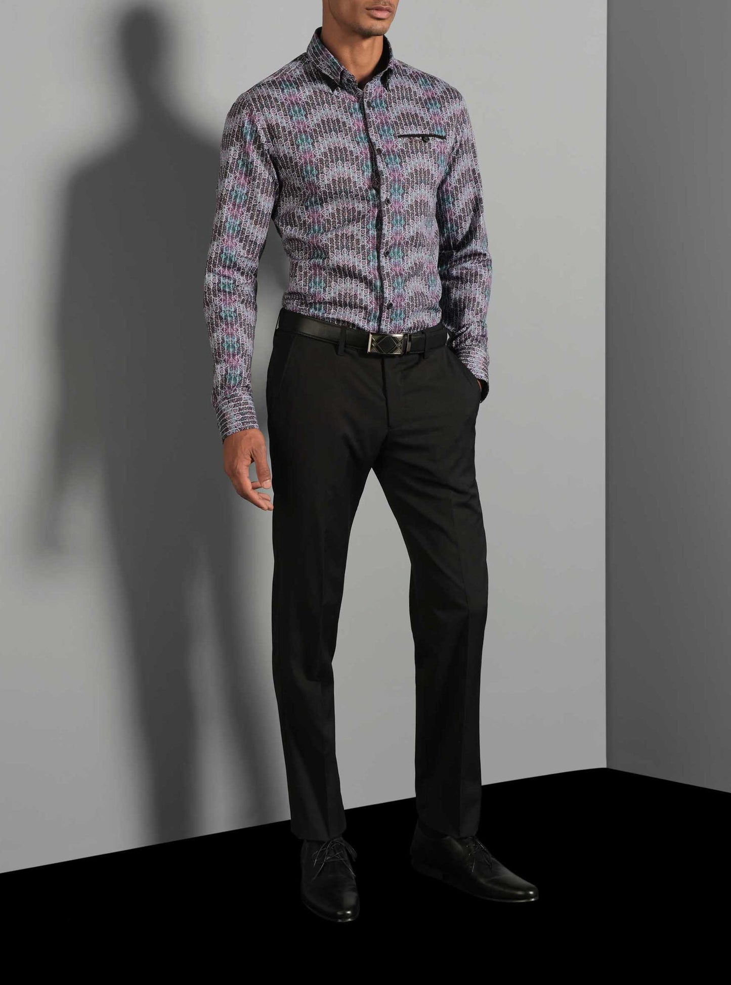 Men's casual long sleeve shirt