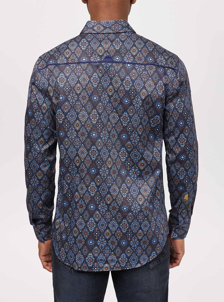 Men's casual long sleeve shirt