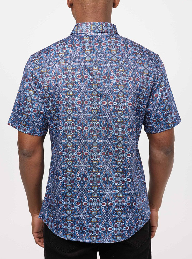 Men's casual short sleeve shirt