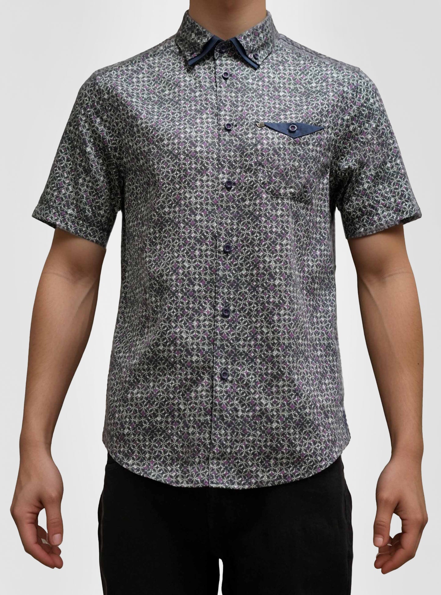 Men's casual short sleeve shirt