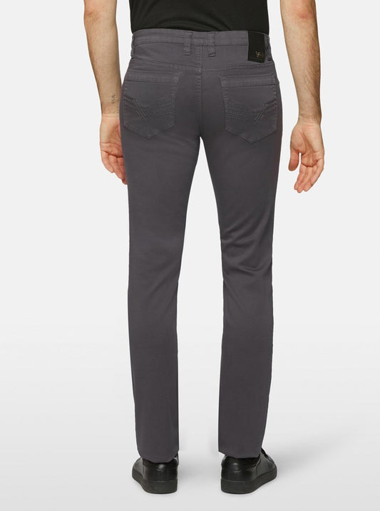 Men's denim jeans