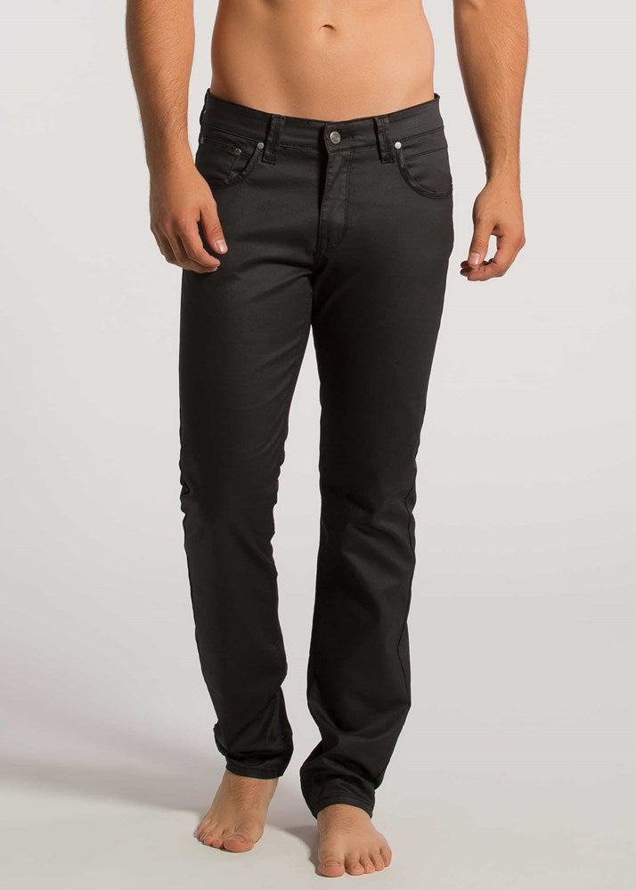 Men's denim jeans